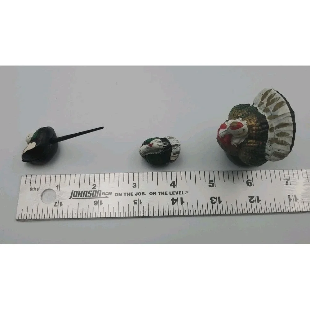 VTG Thanksgiving Cake Toppers Cupcake Picks Lot Plastic Turkey Gobble Lot‎ As Is